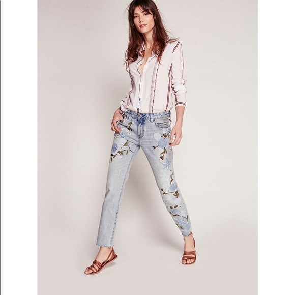 Free People Denim - Free People Shower Me With Flowers Embroidered Straight Leg Jeans Sz 29